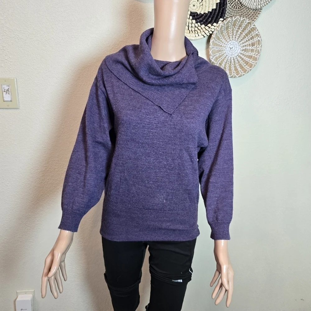TWEEDS Sweater Small Merino Wool Shirred Turtleneck 3/4 Sleeve Pullover Purple